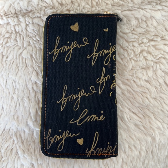 🌹Awesome!NWOT• Black Zippered hand painted DESIGNER wallet🌹 - Picture 2 of 7